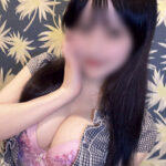 「蓮井ナナ」透き通る肌はその美貌を輝かせています！